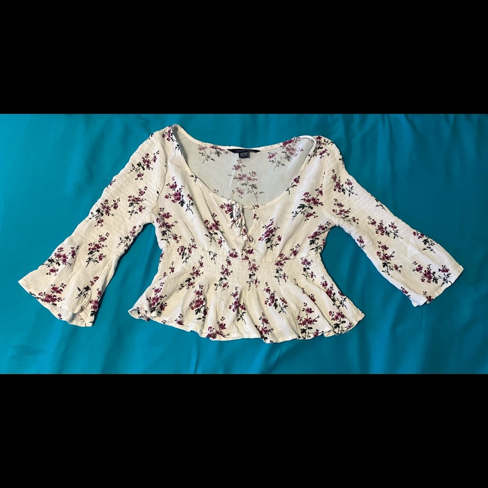 American Eagle Floral Crop Top